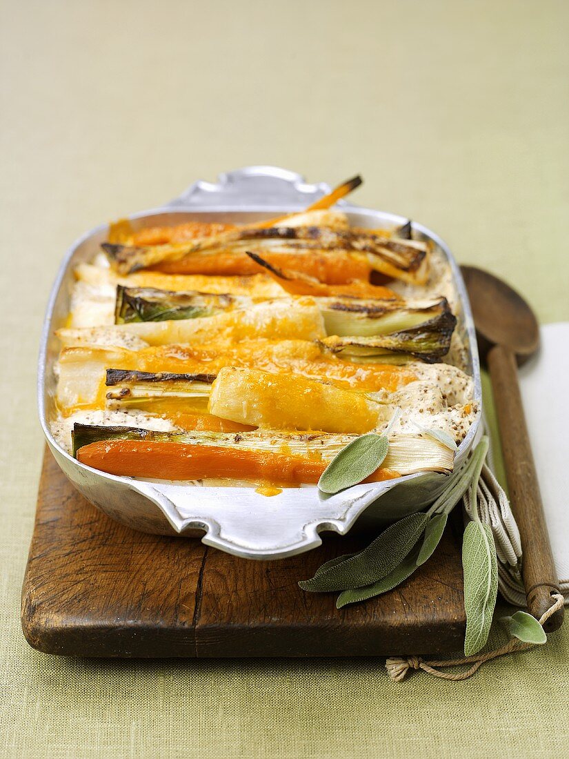 Baked parsnips, leeks and carrots