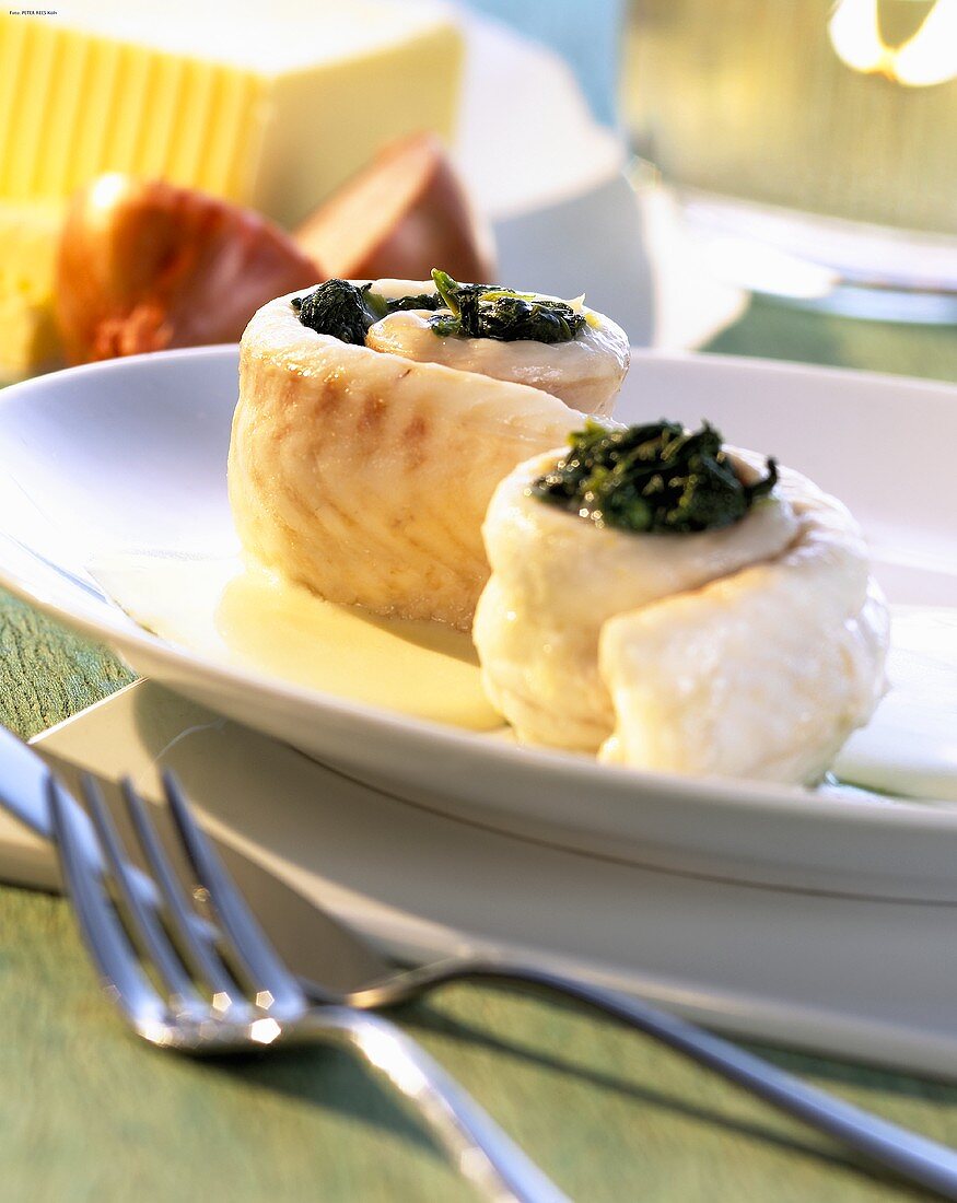 Sole rolls with spinach filling