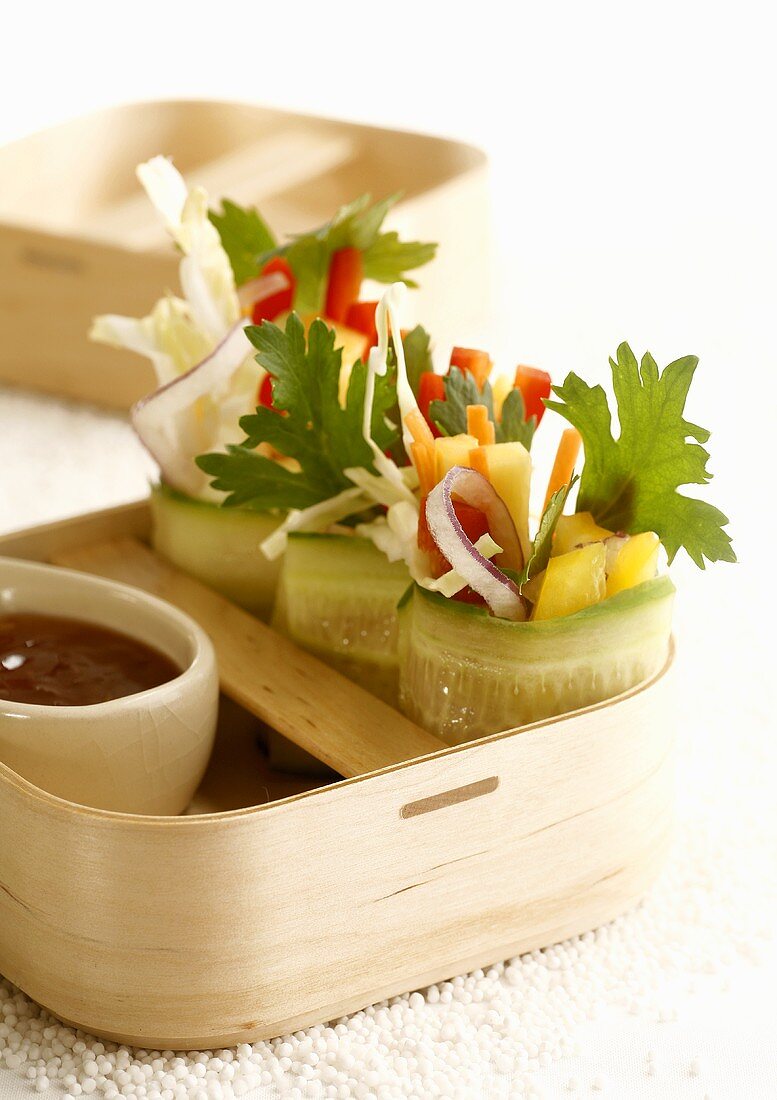 Asian cucumber rolls with vegetables