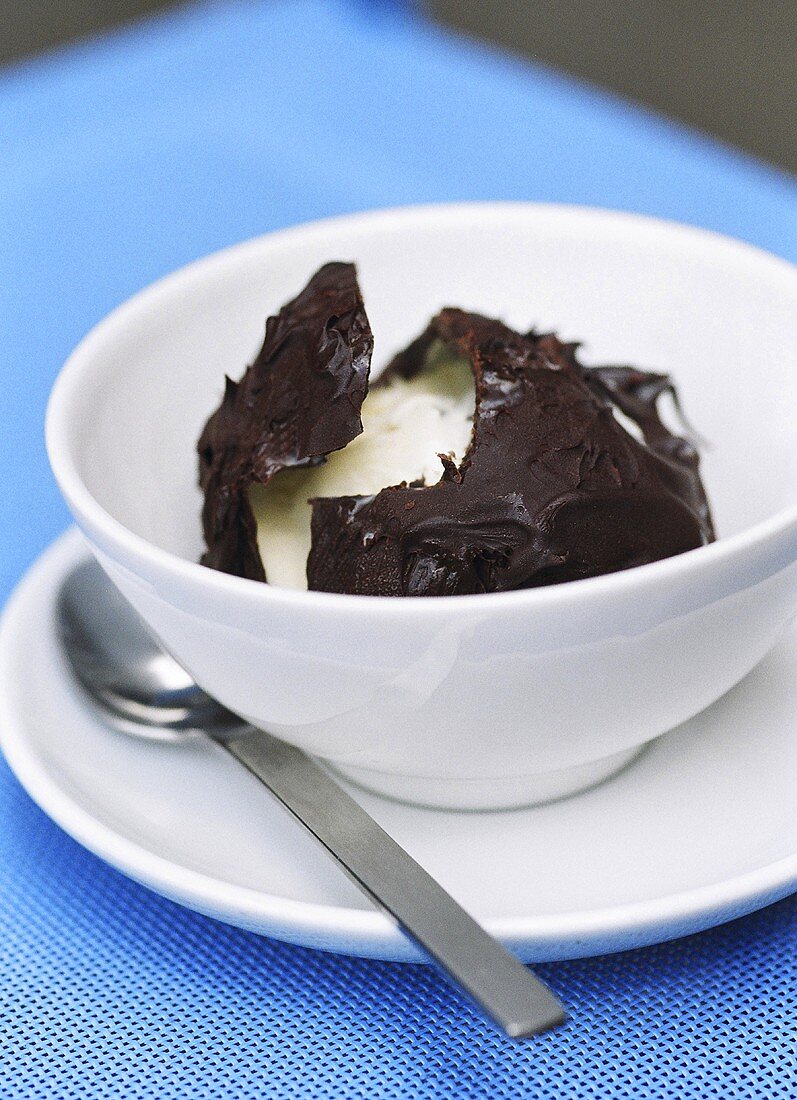 Tartufo nero (Chocolate semifreddo, Italy)