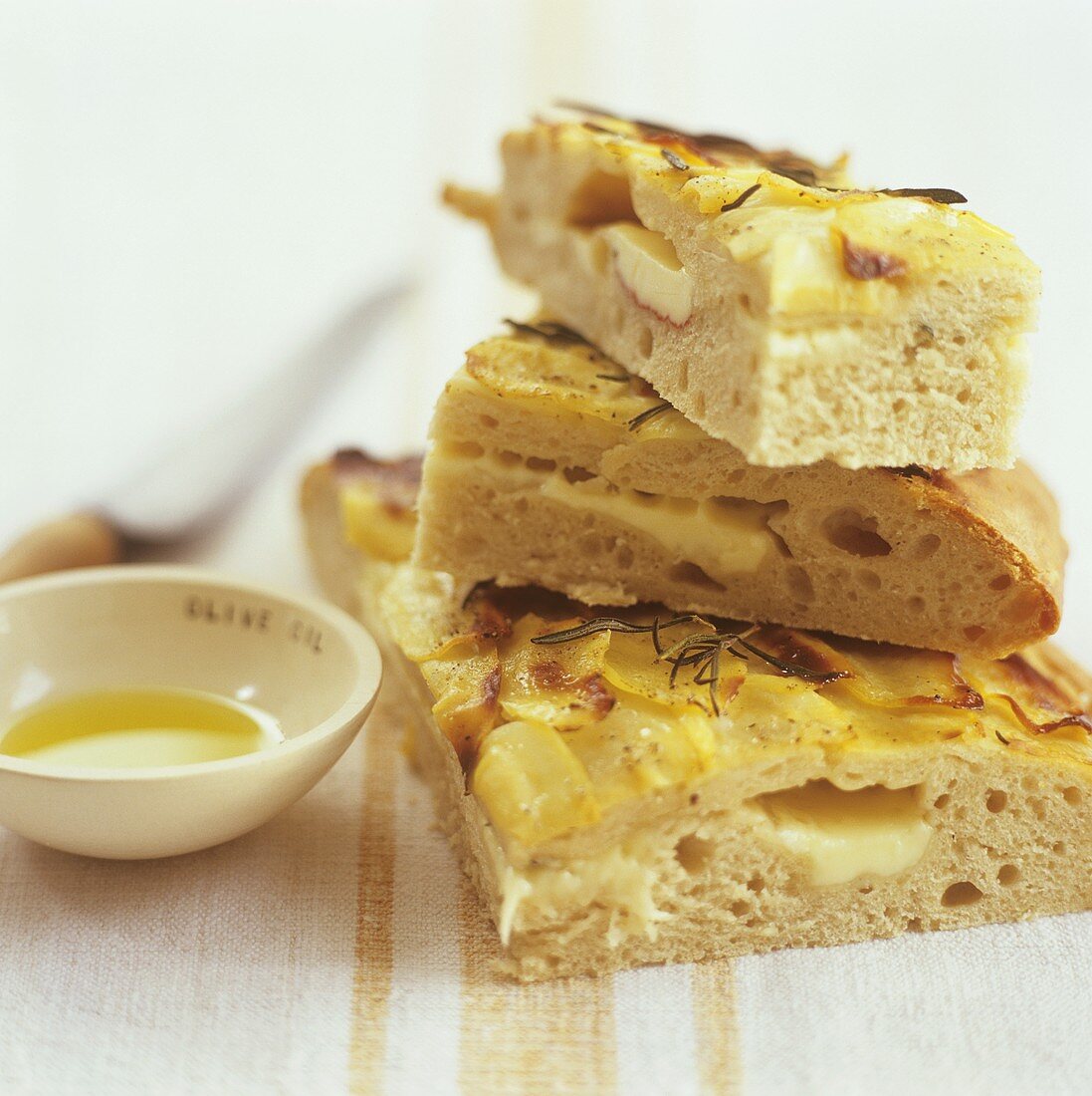 Focaccia di Castellina (Fladenbrot mit Kartoffeln & Rosmarin)