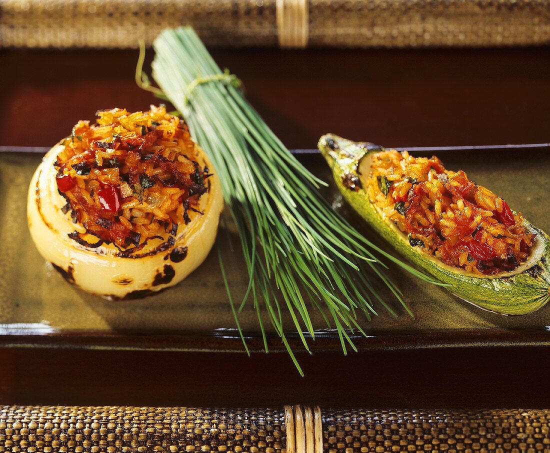 Onion and cucumber stuffed with vegetable rice