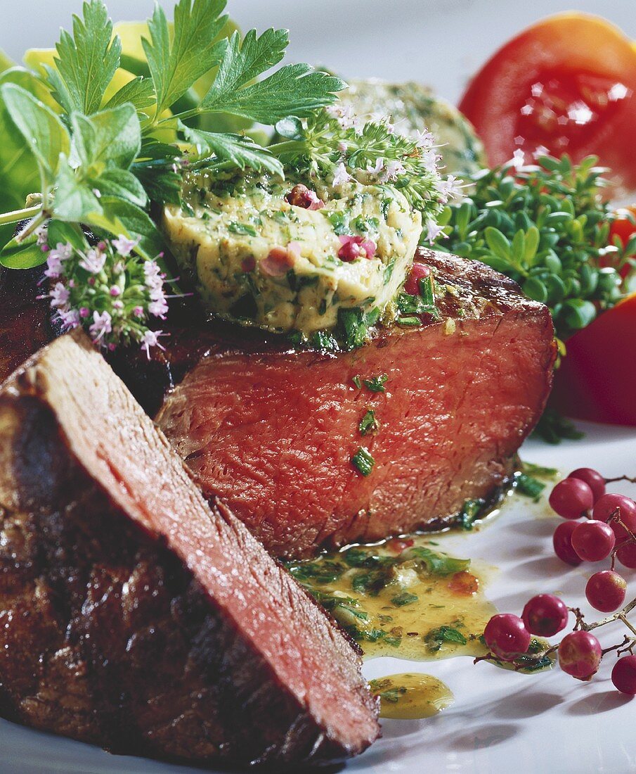 Rindersteak mit Kräuterbutter