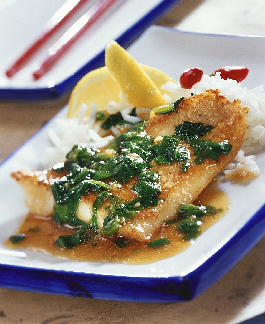 Fried fish fillet with ginger and spinach sauce