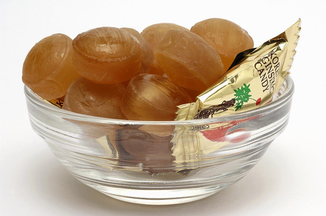 Ginseng sweets in a small glass bowl