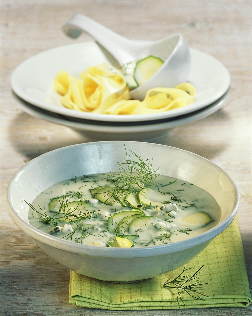Courgette cream sauce to serve with ribbon pasta