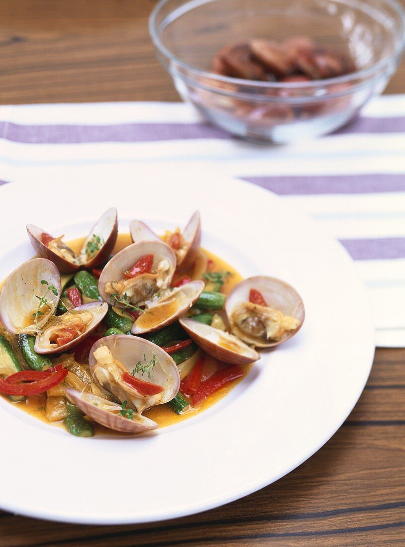 Zuppa di vongole (Clams with vegetables, Italy)