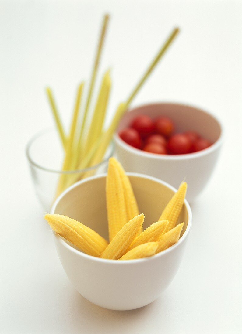 Baby corn, lemon grass and cocktail tomatoes