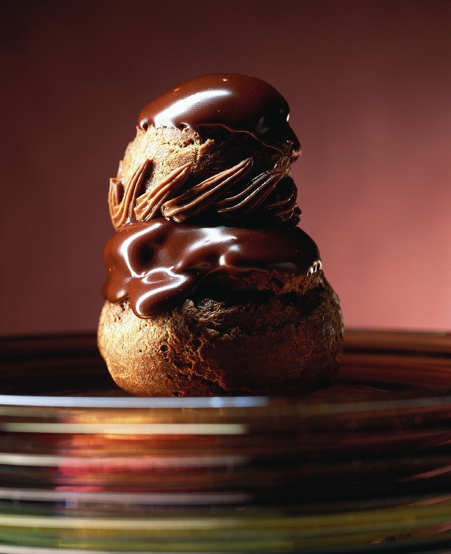 Religieuse au chocolat (Frankreich)