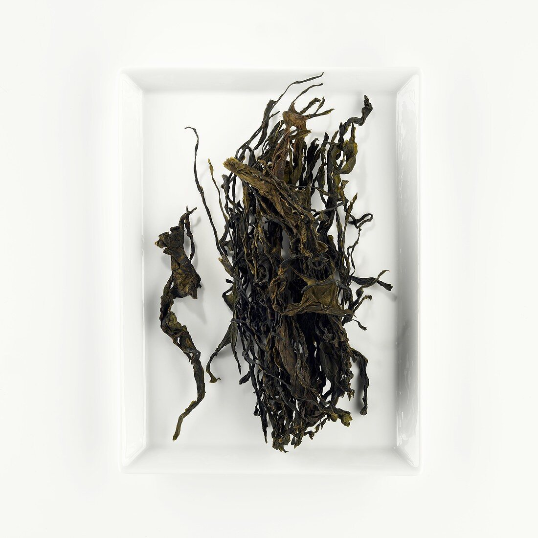 Dried seaweed strands