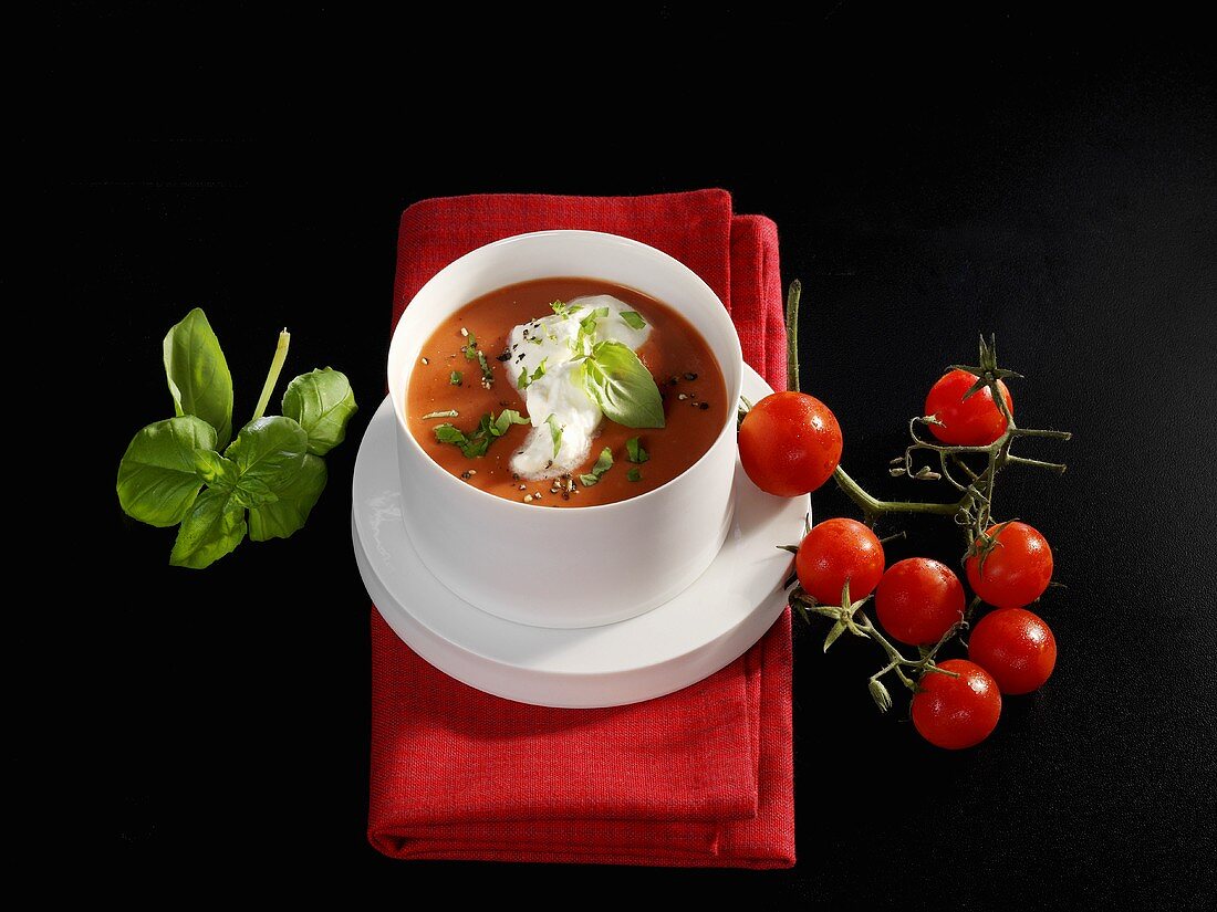 Tomato soup with basil and cream