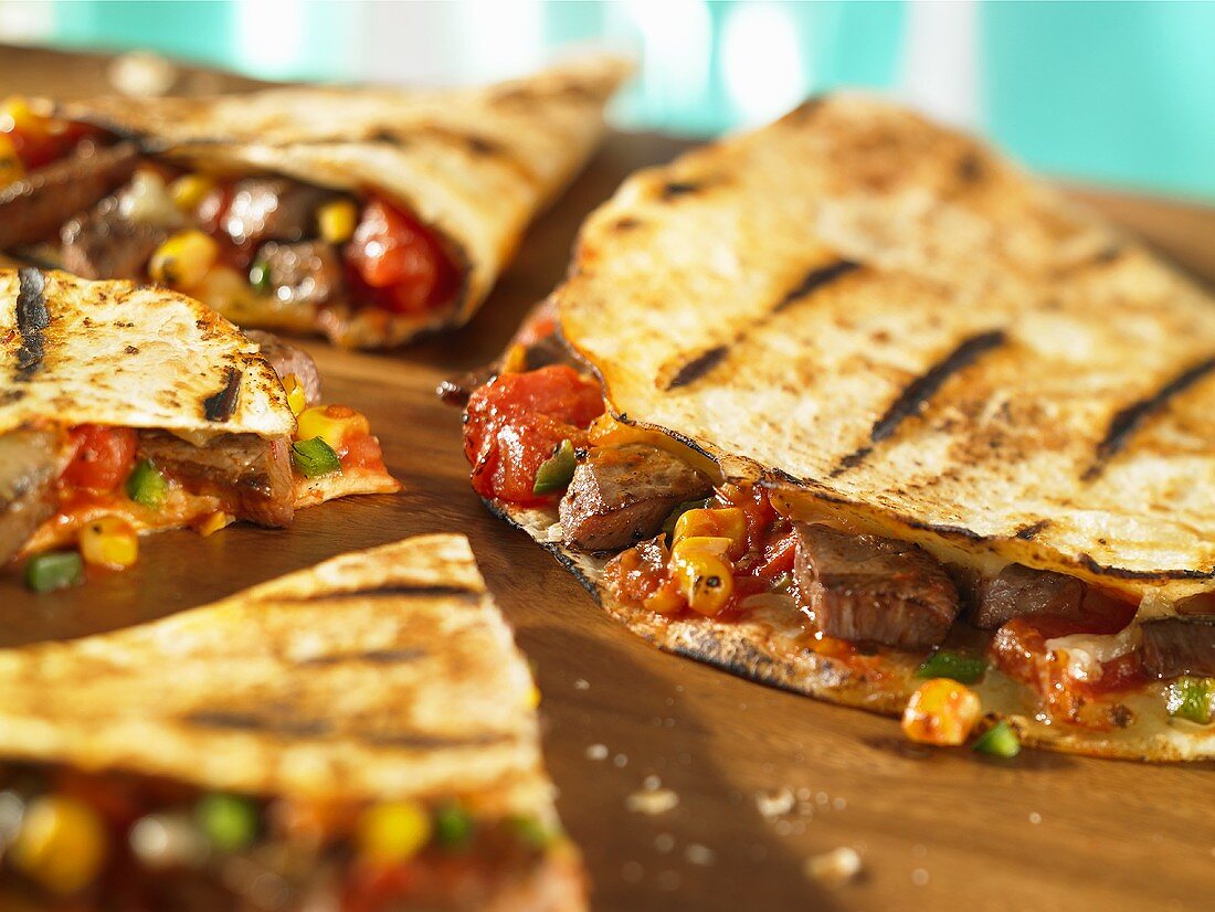 Quesadillas mit Rindfleisch-Füllung