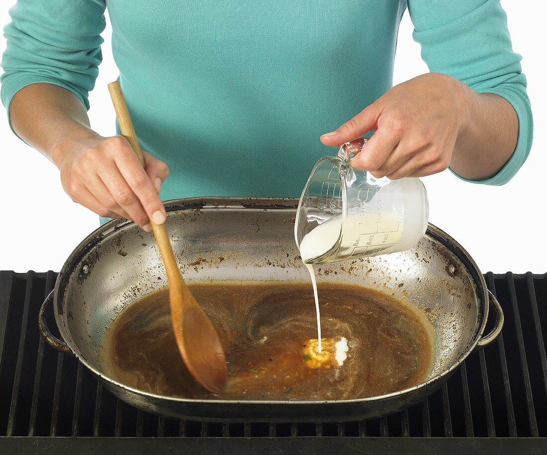 Thickening gravy with cornflour