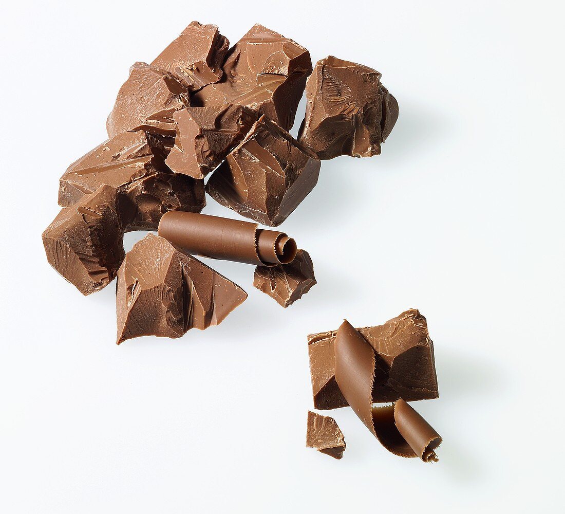 Pieces of chocolate and chocolate curls