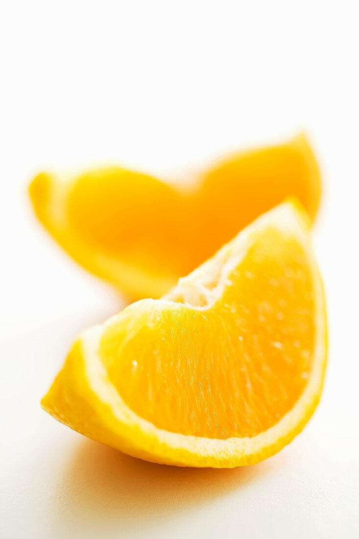 Zwei Orangenspalten