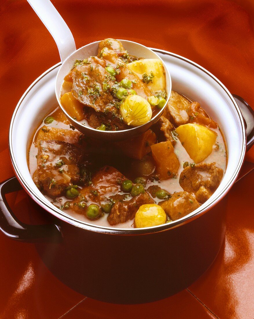 Lamb stew with peas and potatoes