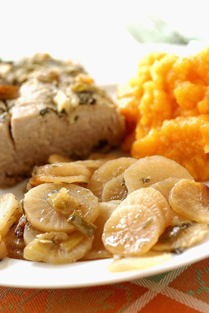 Pork with turnips and carrot puree