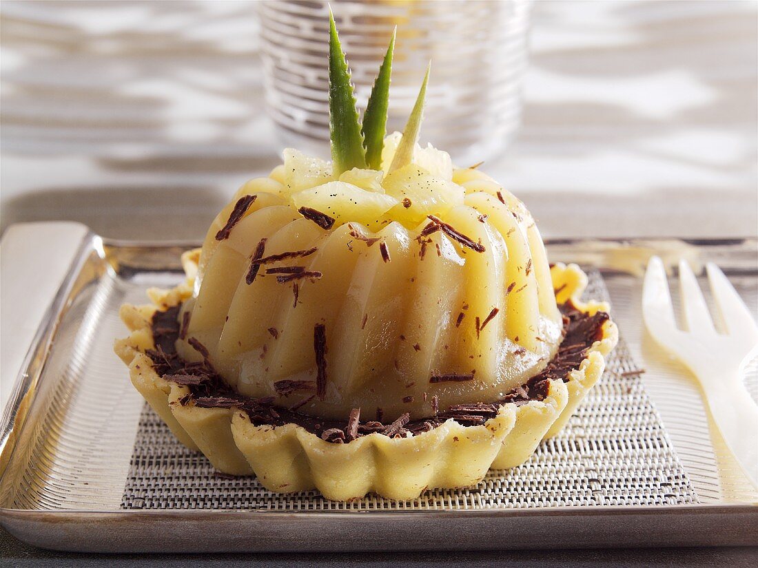 Pineapple chocolate tartlet