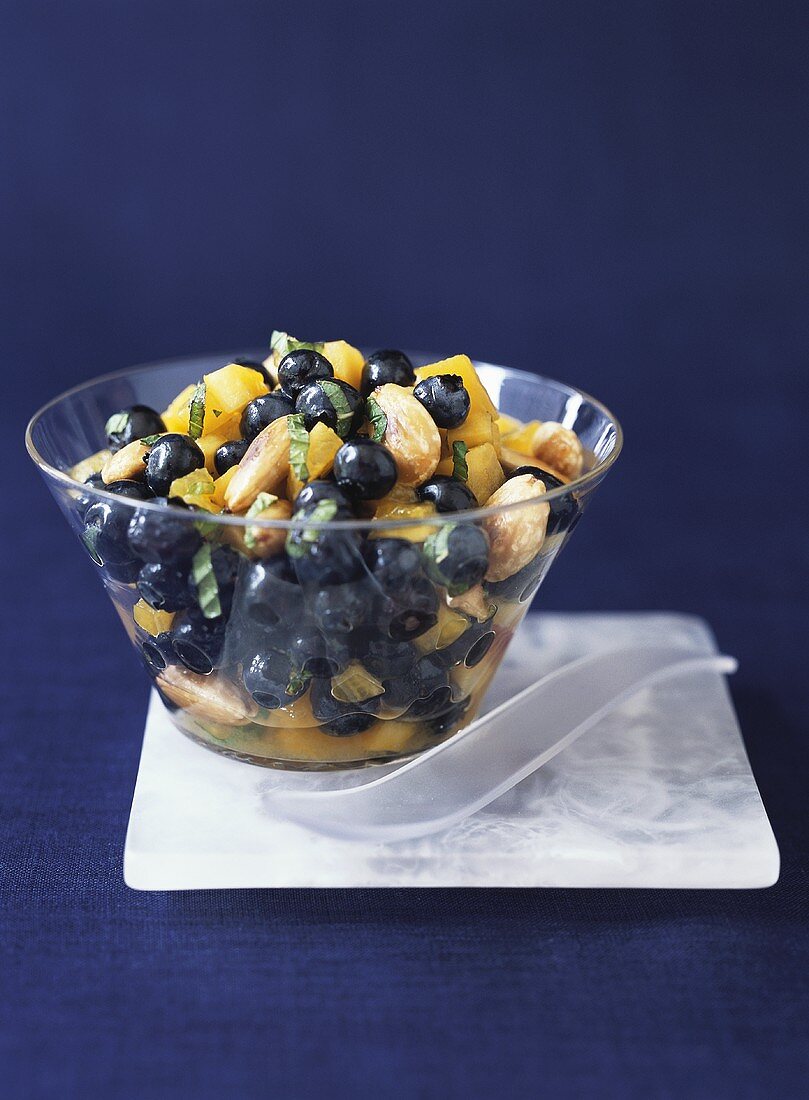Blueberry and papaya salad with toasted almonds