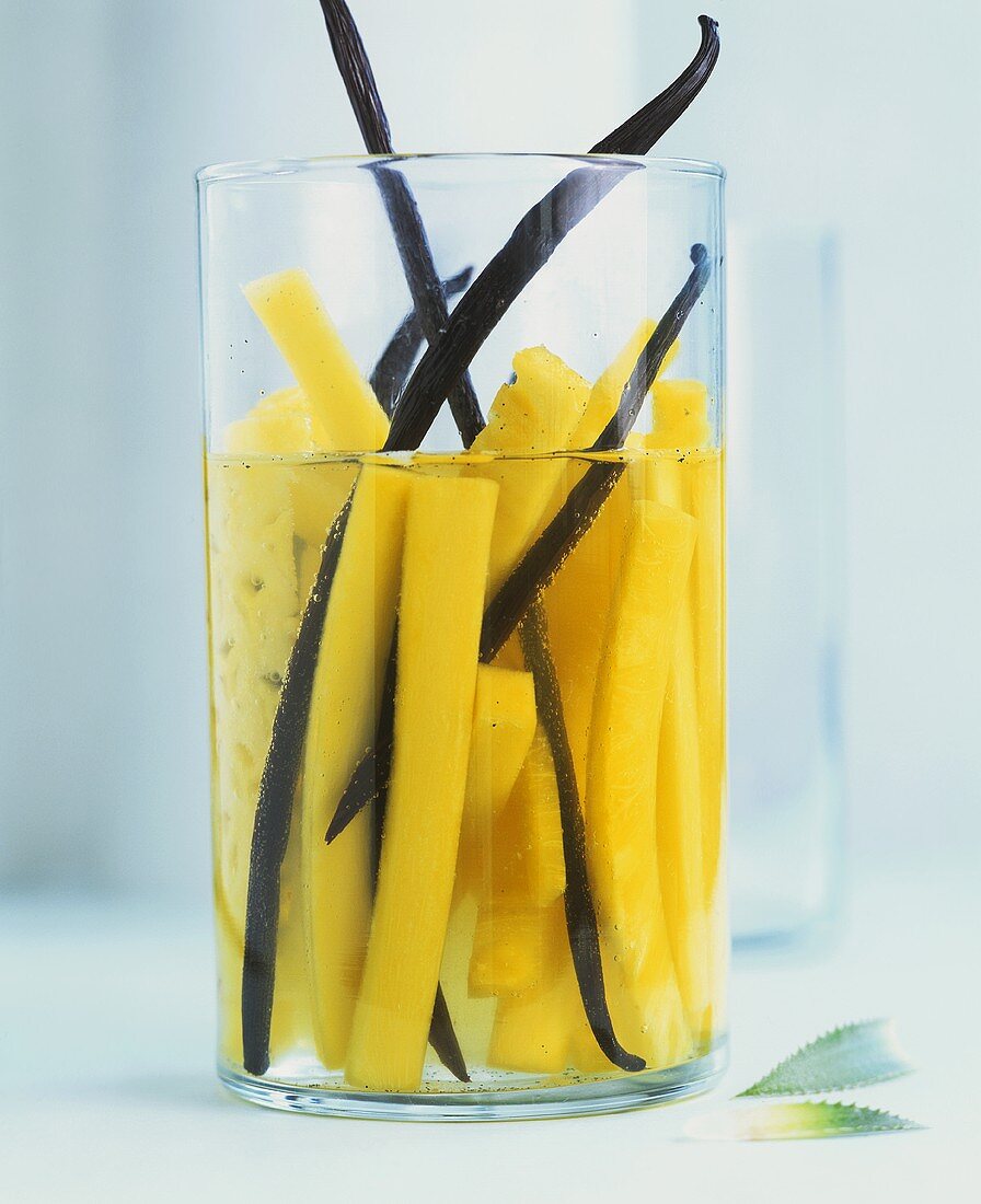 Pickled pineapple with vanilla pods