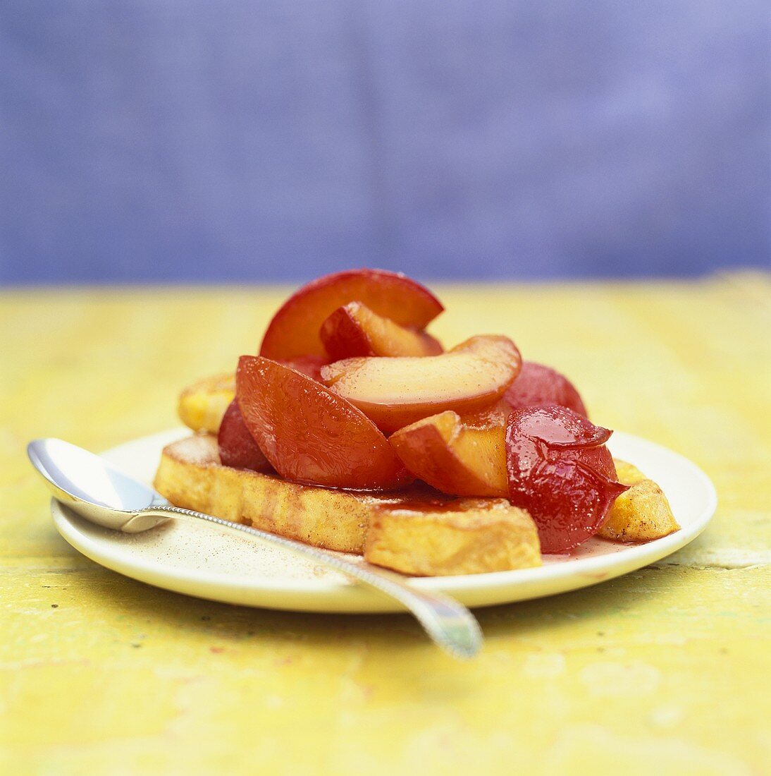 French toast with fried nectarines