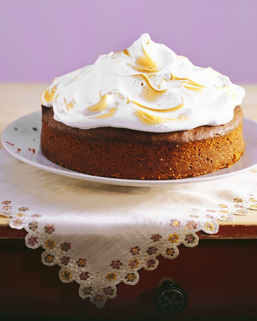 Lemon cake with meringue topping