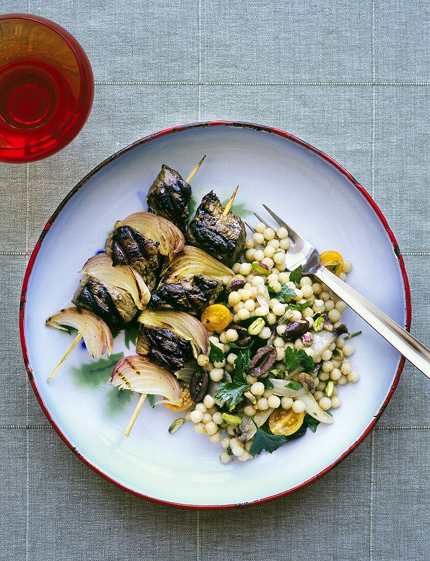 Lamb Kebab (Lammspiess, Indien) mit Gemüse-Couscous