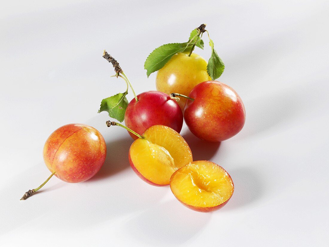 Red and yellow plums