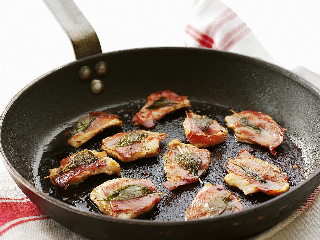 Saltimbocca (Hühnerschnitzel mit Salbei & Parmaschinken)