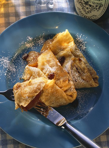 Crepes with Calvados Apples