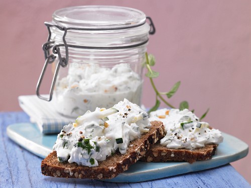 Courgette and herb quark on wholemeal bread