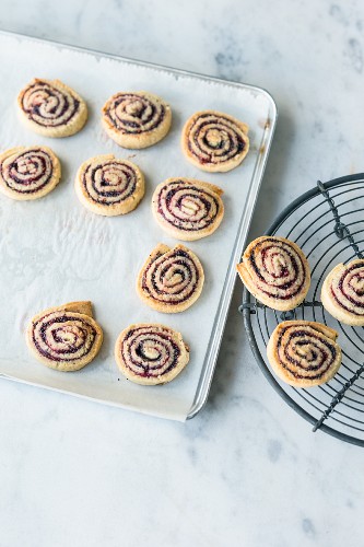 Quick and easy raspberry poppy seed rolls