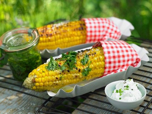Grilled corn with coriander and truffle butter