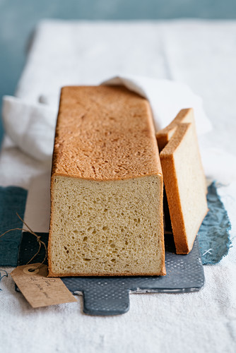 Kastenbrot, mit schwarzem Pfeffer hergestellt