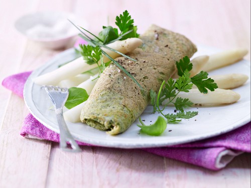 Herb omelette with fresh asparagus