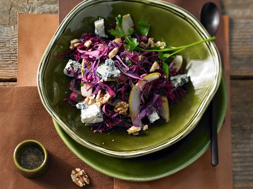 Pear red cabbage with Roquefort