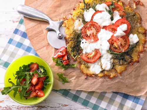 Gratiniertes Kartoffelrösti mit Tomaten & Mozzarella