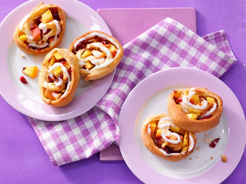 Peach buns with cranberries