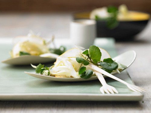 Pear salad with fennel and watercress