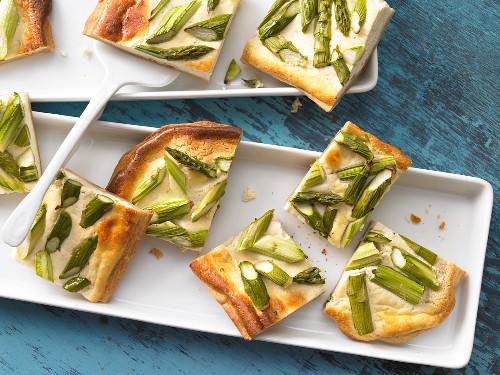 Tray bake cake with green asparagus