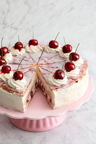 Dutch cherry cake