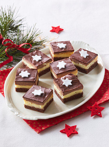 Schokoladen-Pudding-Schnitte mit Eierlikör (Weihnachten)