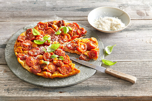 Tomatenkuchen auf Tarte-Tatin-Art