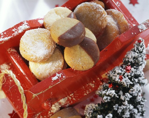 Sandies (Heidesand) in wooden box