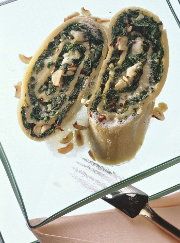 Stuffed pasta roll with spinach and Romadur