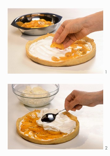 Pfeffer-Pfirsich-Torte zubereiten: Tortenboden belegen