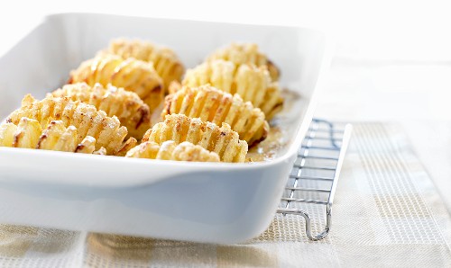 Oven-roasted fan potatoes