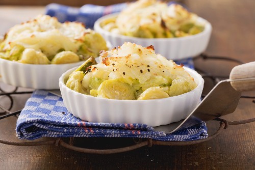 Brussels sprouts and savoy cabbage au gratin with potatoes