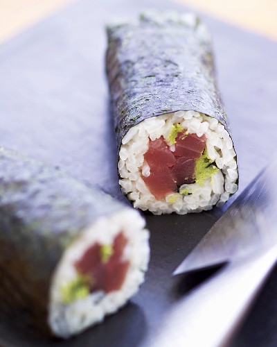 Tekka-Maki (Maki-Sushi mit Thunfisch)