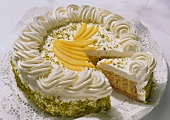 Gateau with mango and mascarpone cream